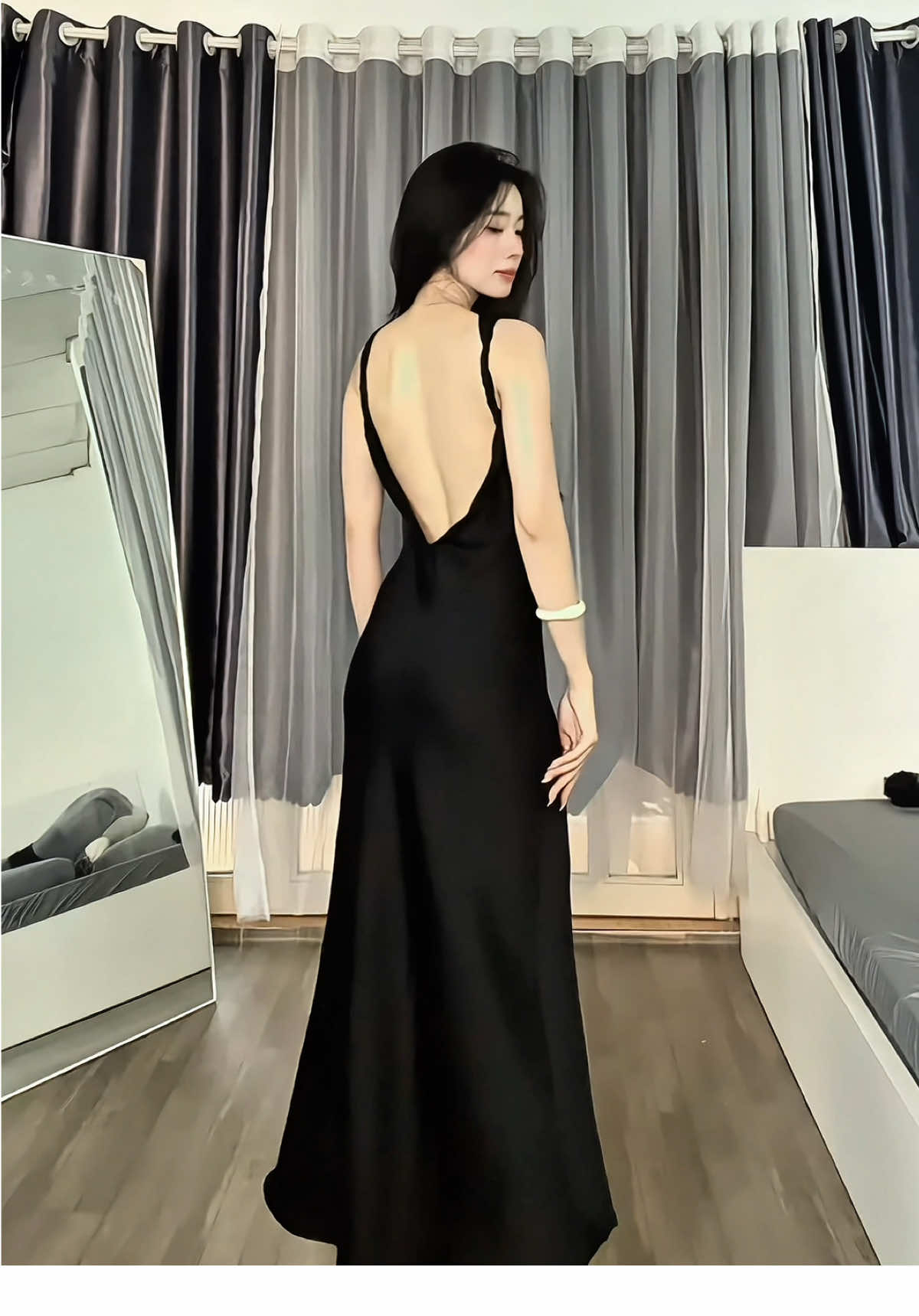 Mọi chuyện không được như ý muốn thì cũng đừng buồn, con người luôn phải trả giá cho những gì họ tham vọng #outfit #outfitideas #embe1m72 