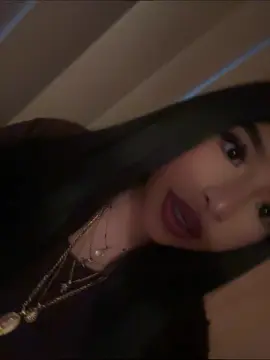 what’s stopping you? #pinkpantheress #makeup #foryoupage #fentysuperbrandday #latinas #latina #colombiana #mexicana #parati #fyp #viral #goviraltiktok #tiktok #mexican #prettygirls #colombian #🇲🇽 #🇨🇴 #baddies #hispanic 