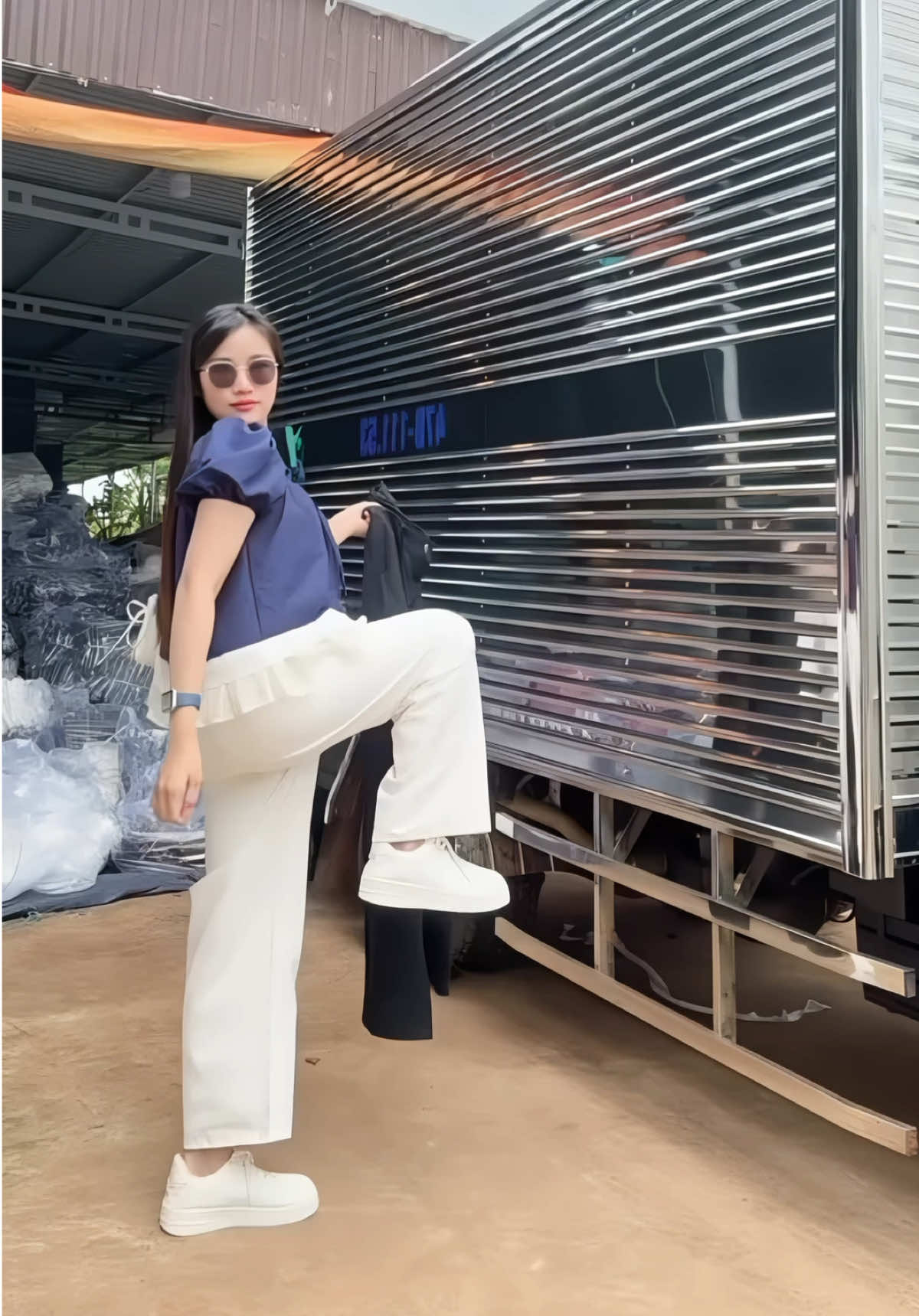 Tìm quần suông  kaki nhưng phải thật thoải   Mái thì đây chứ đâu #ươc_duoc_len_xu_huong #thoitrangbigsize #conhobigsize #quanjean #quansuong 