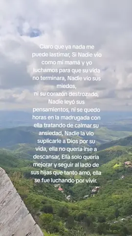 Ver como la persona que más amas se va apagando, es lo peor ):  #fyp #portodalaeternidad #amoreterno #mamiteextraño  #mamaenelcielo 
