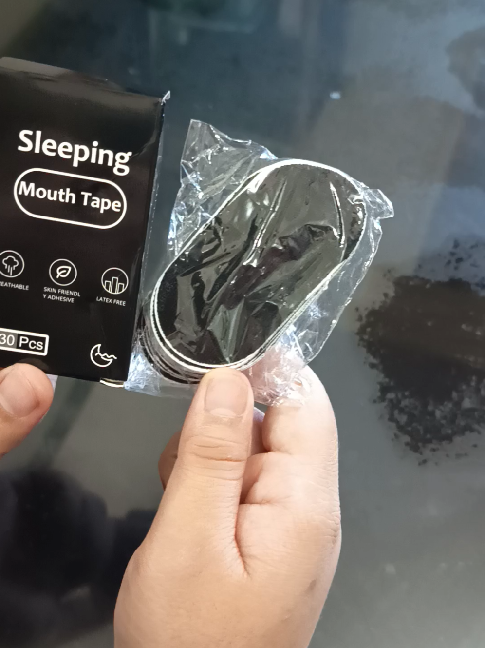 Anti-Snoring Lip Patch! add to cart na if may kasama kayong malakas humilik 🤭🫱🏻‍🫲🏼✨ #makeitviral #Fyp #antisnoringtape #affiliatetiktok #antisnoring #tiktokviral 