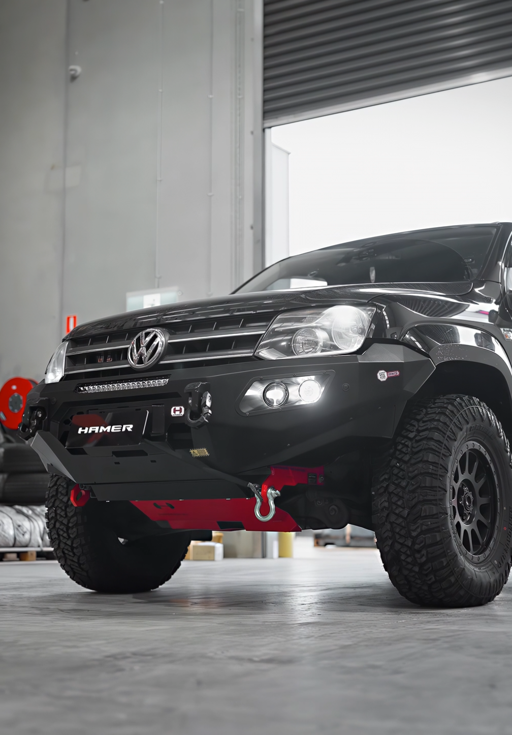 VW Amarok rocking the King Series bull bar with integrated 22-inch light bar and bash plate—turning darkness into daylight and trails into highways.  #amarok #amarokv6 #vwamarok #4x4australia #OffroadReady #4wdtracks #4wd #4wdlife #4wdaustralia #4x4 #offroad #4x4accessories #4WDAccessories #outdooradventures #hamer4x4 #amarokoffroad #vw 