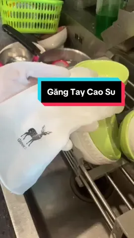 Găng tay cao su hình con hươu, một loại găng tay cao su mà khi dùng không bị hôi tay, mang thoải mái, dễ hoạt động #tiktok #salibayby #review #găngtay #baotay #gangtaycaosu #gangtayruachen #baotaycaosu 
