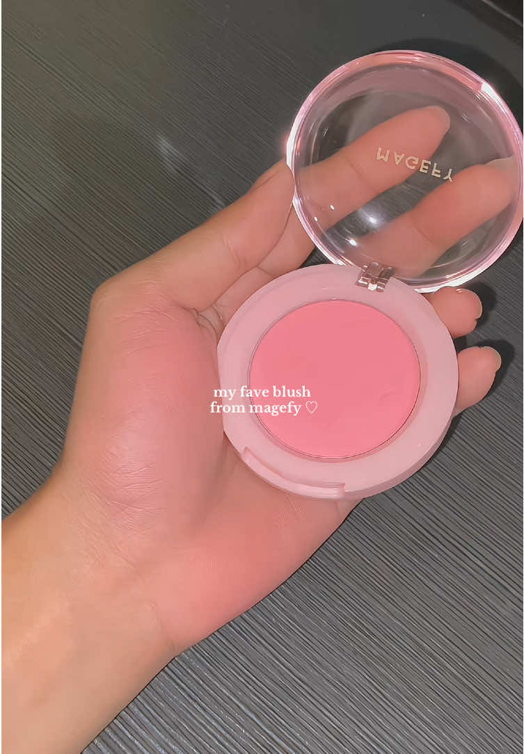 magefy blush never goes wrong 💕✌🏻 #magefy #blush #magefyblush #blushon #makeup #magefymakeup 