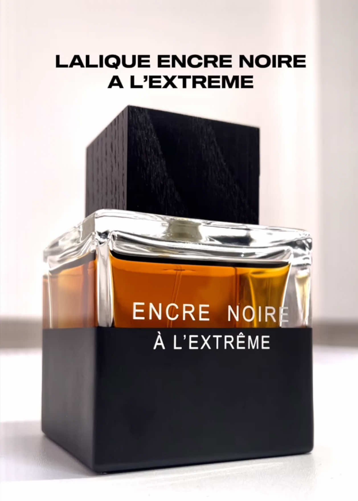 Aroma yang membawa kesegaran alami dengan kesan maskulin yang tegas. Temani langkahmu dari pagi hingga malam tanpa kehilangan karakter. Kombinasi sempurna antara energi dan elegansi. ~Encre Noire A L’Extreme #hazle #hazleofficial #hazleperfume #parfum #parfumluxury #hazleviraltiktok #parfumcowok #perfumerecommendations 