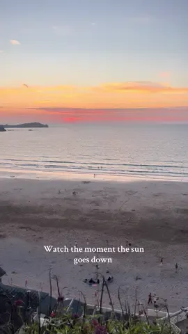 July Sunset Newquay 🌅 #cornwall #amazingcornwall #cornwalltiktok #sunset #relaxing #cornwallbeaches #newquay 