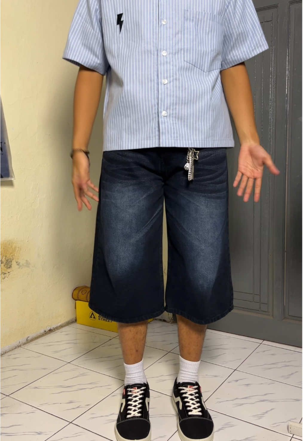 Rugi sihh kalo gak dicek dulu jortsnya🫵🤭#celana #jorts 