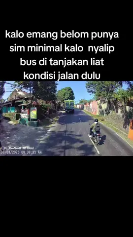 boleh yalip asal liat kondisi jalan dulu kira kira dapet atau ga, kalo sekiranya ga dapet nahan dulu ya bro kan yg rugi jadi sampean, udah ga punya SIM dan KTP juga ga ada ... 