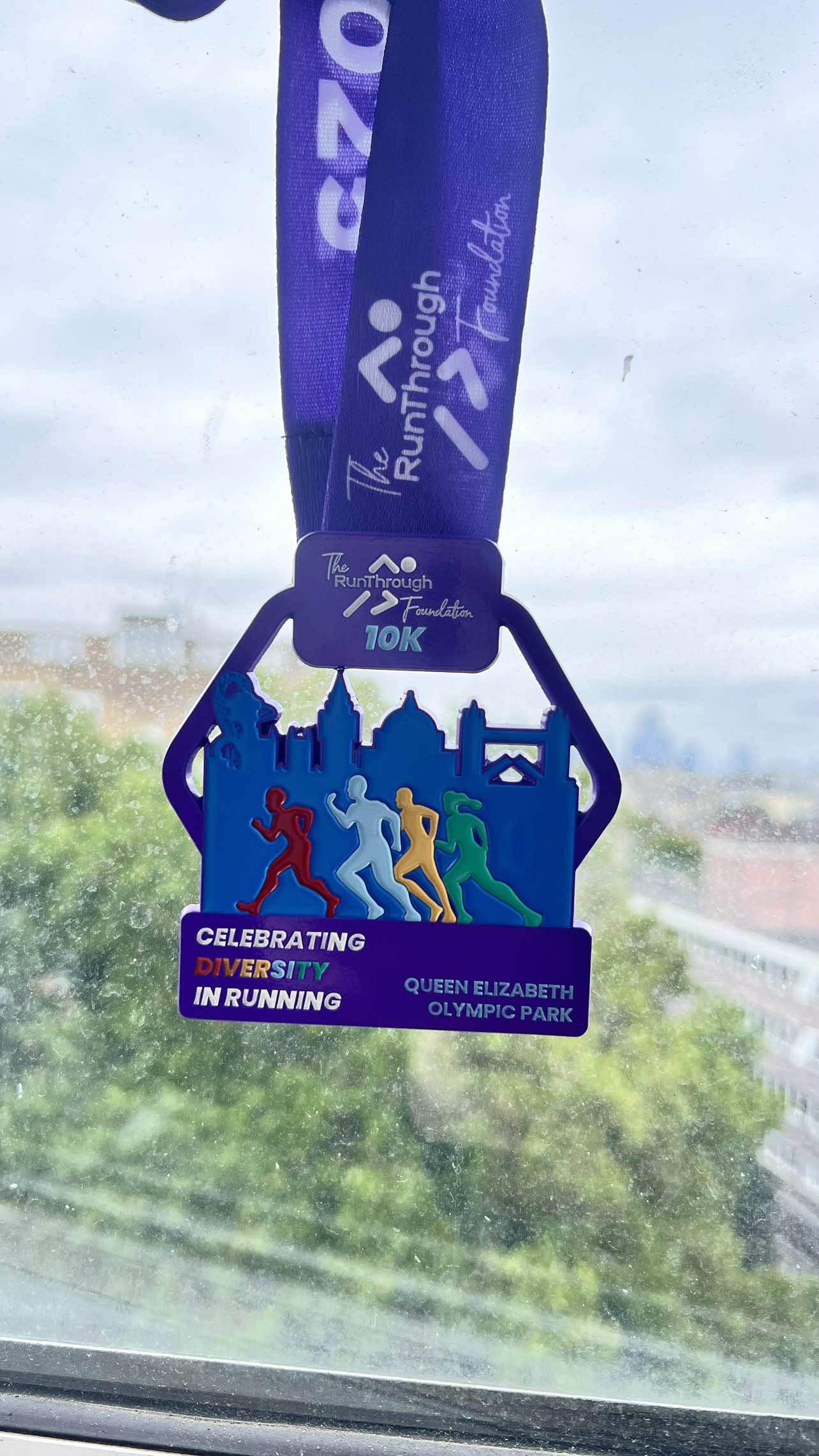 Medal Monday! 🥇 RUNTHROUGH Foundation 10K  @RunThrough | Running Community @Nuun Hydration @VoltarolNaturals @Amazon @lululemon#londonrunning #blackgirlsrun #Running #raceday #londoncontentcreator 