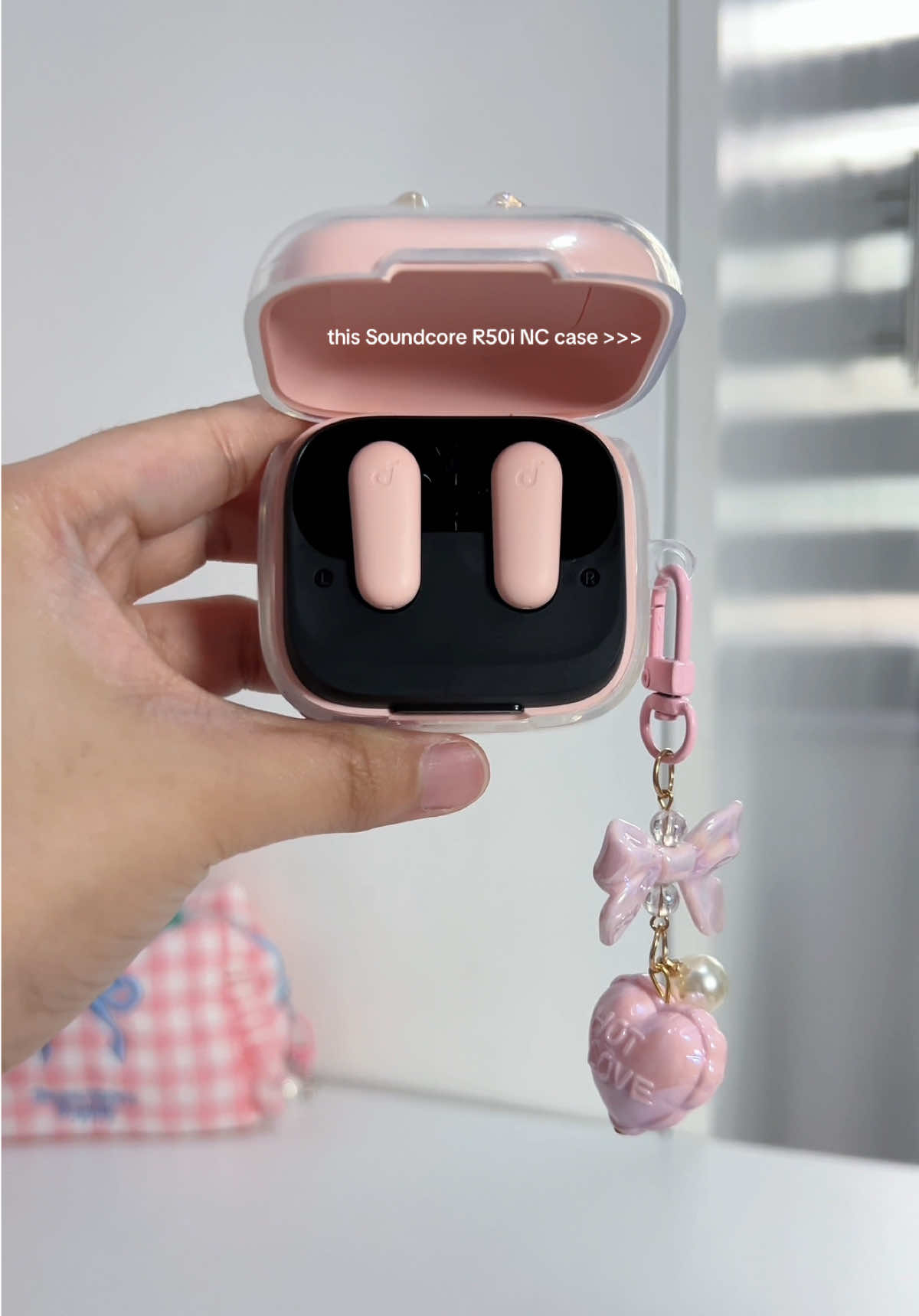 just found my new fave earbuds case for my Soundcore R50i NC! 🎧💖🎀✨ #soundcorer50inc #case #earbuds #soundcorebyanker #soundcore 