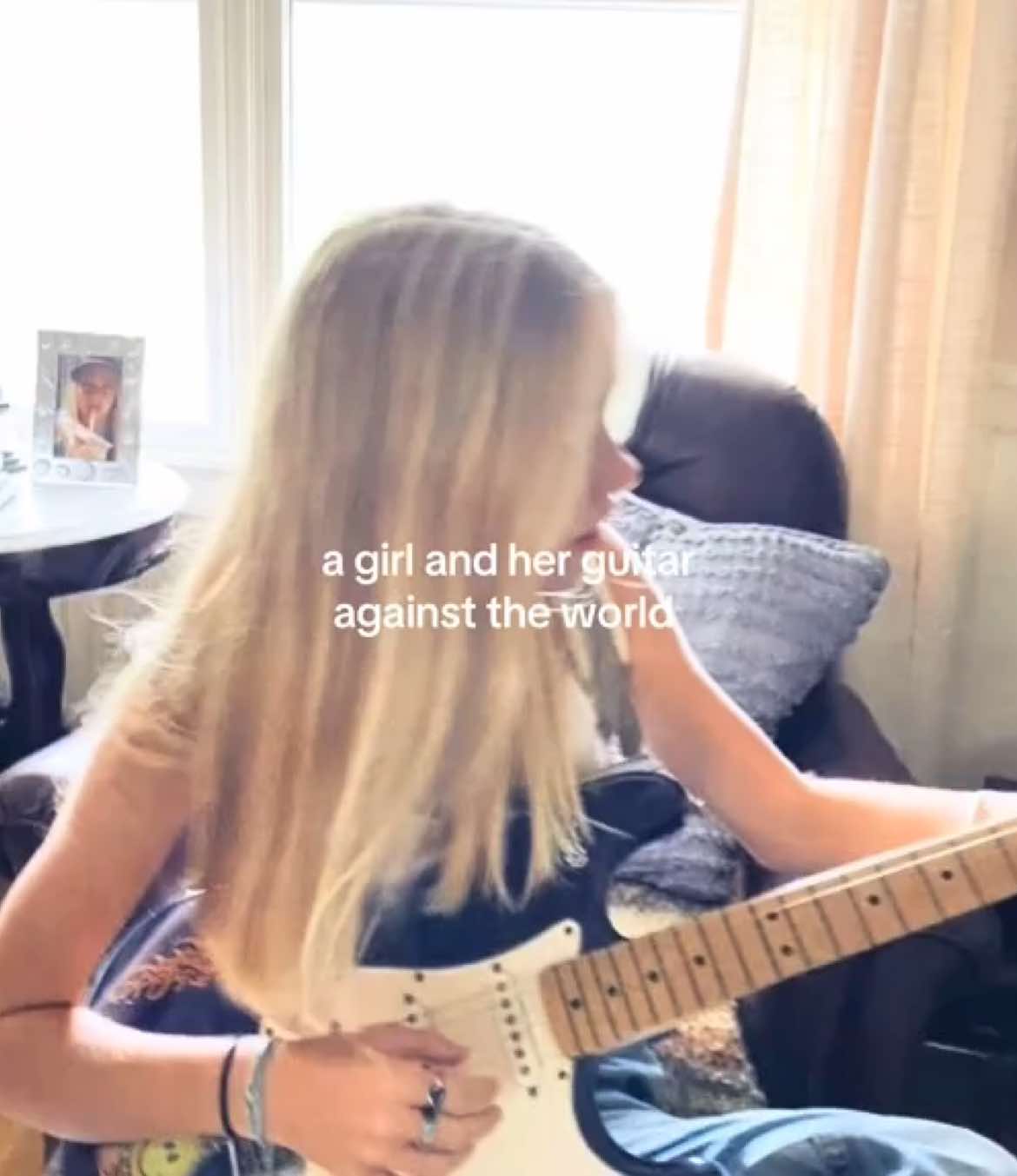 my form of therapy #guitartok #electricguitar #rockstargirlfriend #therapy #acousticguitar #music 