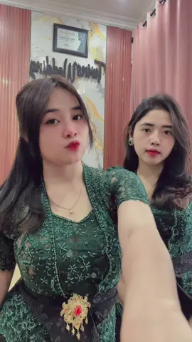 New collection kebaya by Twins Wedding , sewa kebaya termuraaaah #sewakebaya #kebayamodern #sewakebayatermurah #fyplomboktiktok #lombokvirall🌴🌴 #fypdongggggggggシ 