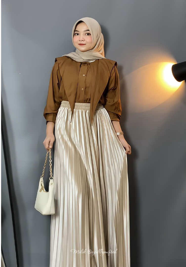 Cantik bgt rok nya💗 #rokplisket #rokvelvetbludru #rokkekinian 