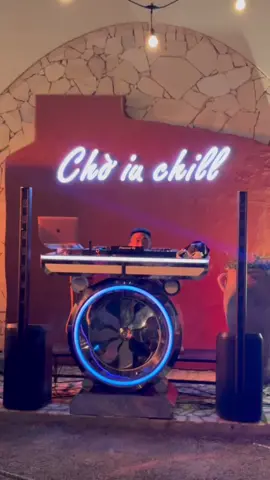 Ca e thì Lak , ca sau chủ quán vỗ Vina nhảy nhe mng 🤪 ghé @Chờ iu Chill Coffee Phước Hải  cuối tuần chơi vs tụi e nhe ❤️ #thoruachenchoiuchill #choiuchill #phuochai #deonuocngot #longhai 