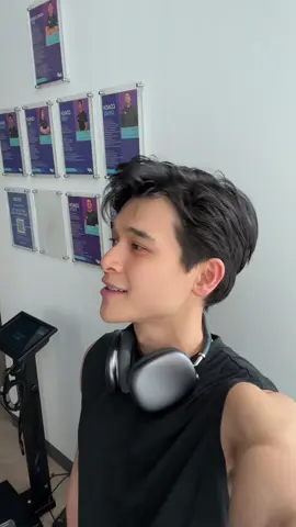tiktok muna between sets ✌️