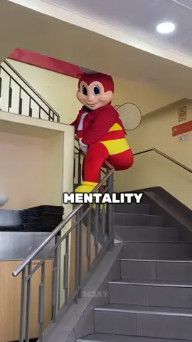 don't miss the jollibee core HAHAHA #jollibee #jollibeetiktok #jollibeeph #jollibecore #fyp #fypage #funnyvideos 
