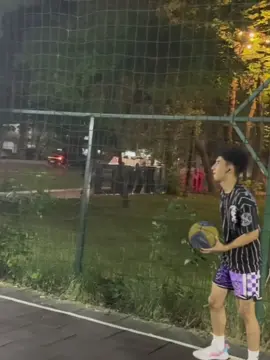 Вы зб быть под 2м #dunk #Basketball #ташкент #tashkent #streetball #баскетбол #стритбол 