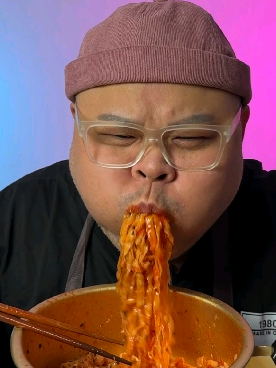배홍동칼빔면 내돈내산 #mukbang #배고파 #만제단 #좋았다 #배홍동칼빔면 #배홍동 