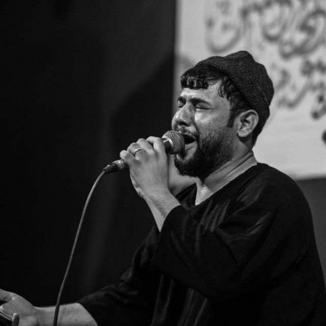 اي اجت بدوية بس بهيبت علوية..🤎.. . . . #سيد_فاقد #فاقد_الموسوي #قصايد_حسينيه #ستوريات_حسينيه #سيد_فاقد_الموسوي #حمدان_الشاكري 