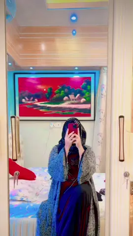 দুঃখ গোপন বিষয়, গোপন রাখতে হয়, প্রকাশ করলে তা চক্রবৃদ্ধি হারে বৃদ্ধি পায় । 🙂❤️