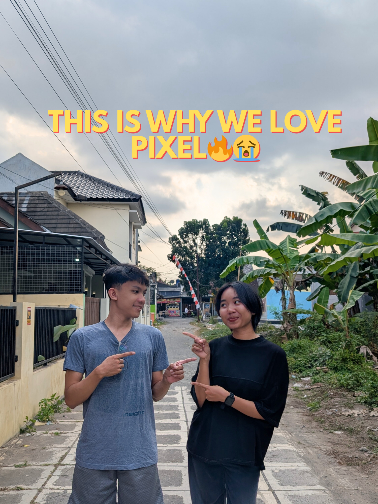 pergi cuma berdua dan kamu ga punya tripod? Bawa Gopix solusinya🔥😍 #teampixel #fyp #googlepixel9pro #googlepixel #mergephotos