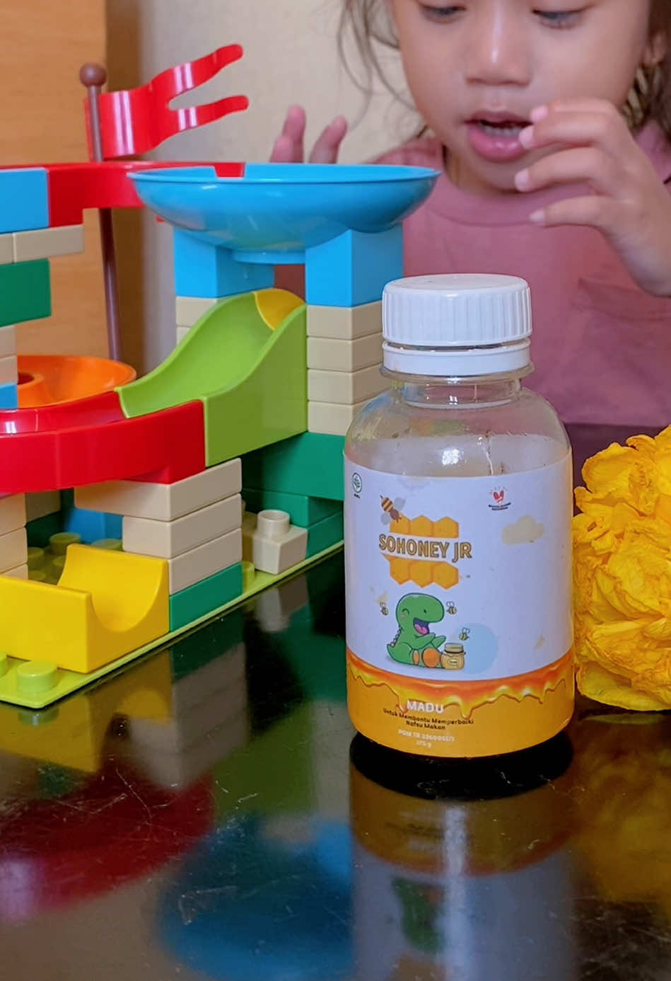 paling sensitif dijulidin BB anak. Padahal segala cara udah dilakuin biar anak doyan makan, tapi kadang kan tidak sesuai ekspektasi. Untungnya ada madu sohoney jr alhamdulillah anakku jmudah mulai doyan makan #mpasi #mpasihomemade #mpasimenulengkap #sohoneyjr #sohoney_jr #nafsumakananak #solusianakgtm #vitaminanak #vitaminsohoneyjr #anakmakanlahap #anaklahapmakan #anakgtm #gtm 