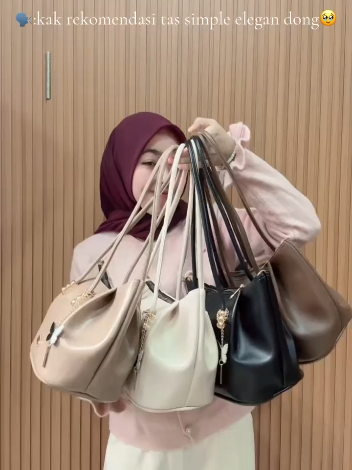 Hari ini ada yang spesial nih!  Tas bestseller diskon gila-gilaan! Jangan sampai kelewatan, cek sekarang!#8.8 #totebagmurah #tasmurah #paydaysale