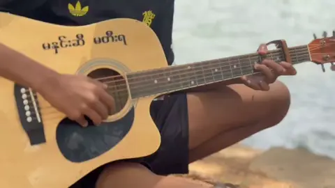 သူငယ်ချင်း-ဉာဏ်လင်းအောင် by @Yagamī #သူငယ်ချင်း #fyp #fypage #intro #foryou #fyp #foryou 