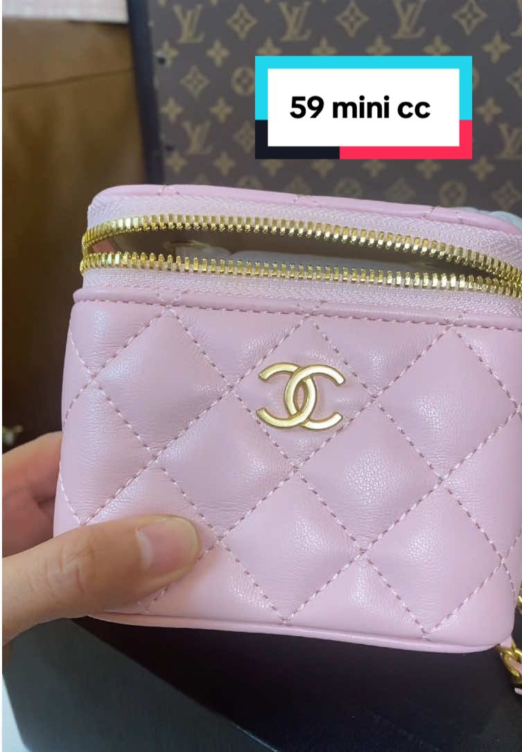 Bio to see W A to get #bags #OOTD #fashion #bagscollection 