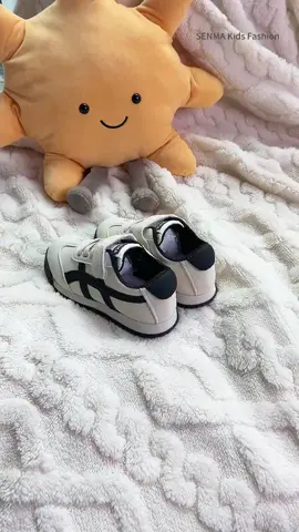 New style!!🤩#senma #senmakidsfashion #kidsshoes #babyshoes #spatos #cuteshoes #newarrival #sneaker 
