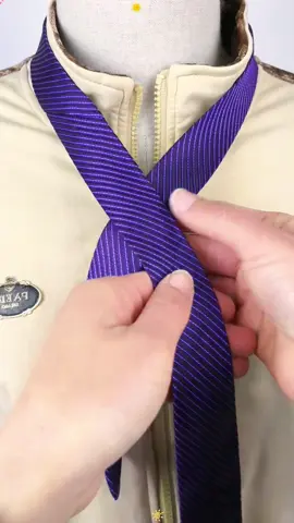 #tiktok #fyp #fypage #tie #knot #knot #howtotieatie #tutorial #tutorials #style #men #menstyle 