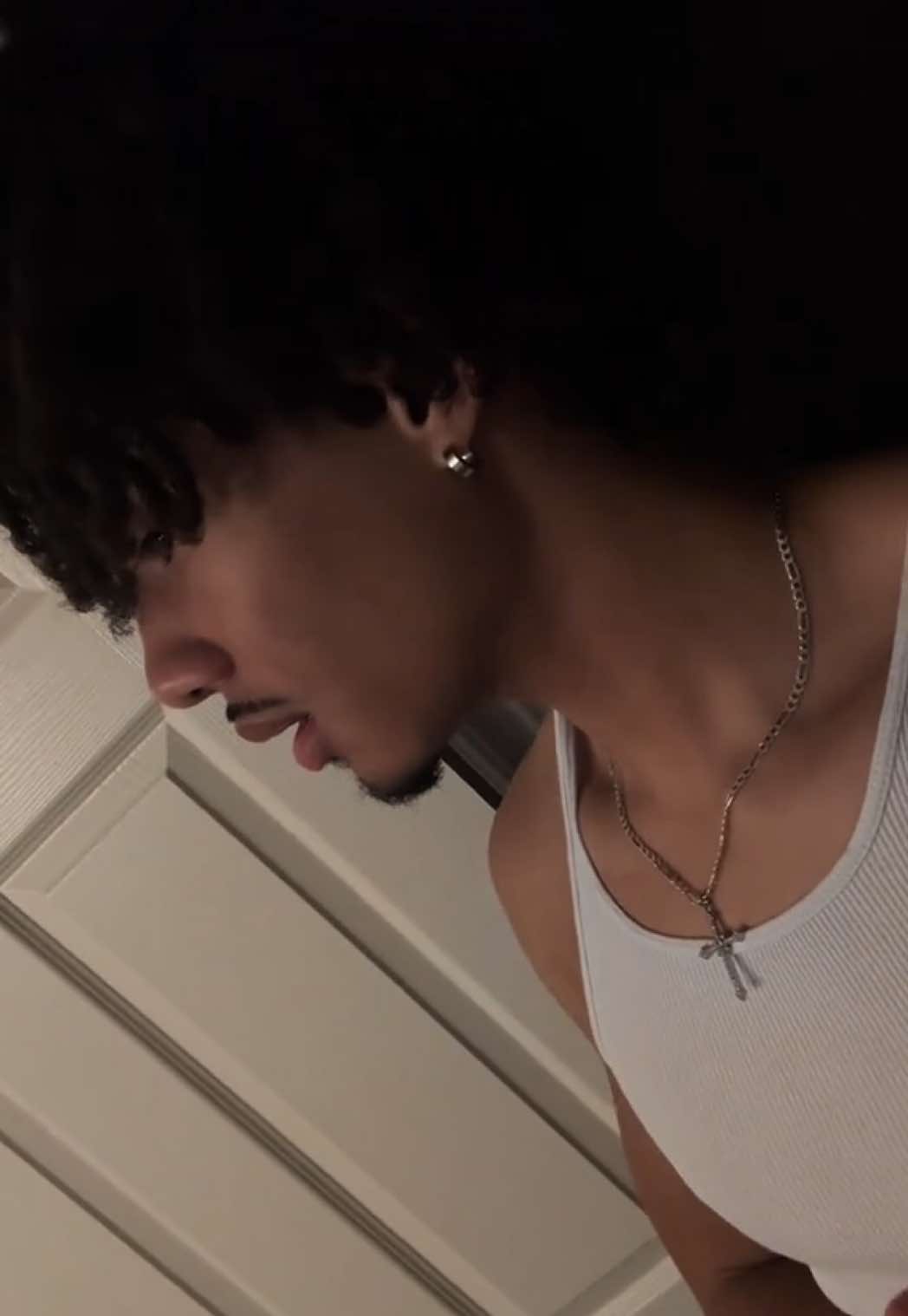 promised i’d do a cover but i left my guitar on the tour bus so here’s #creep 