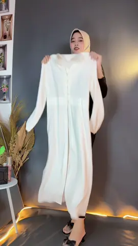 Long outer di kerajang kuning aku 🥰