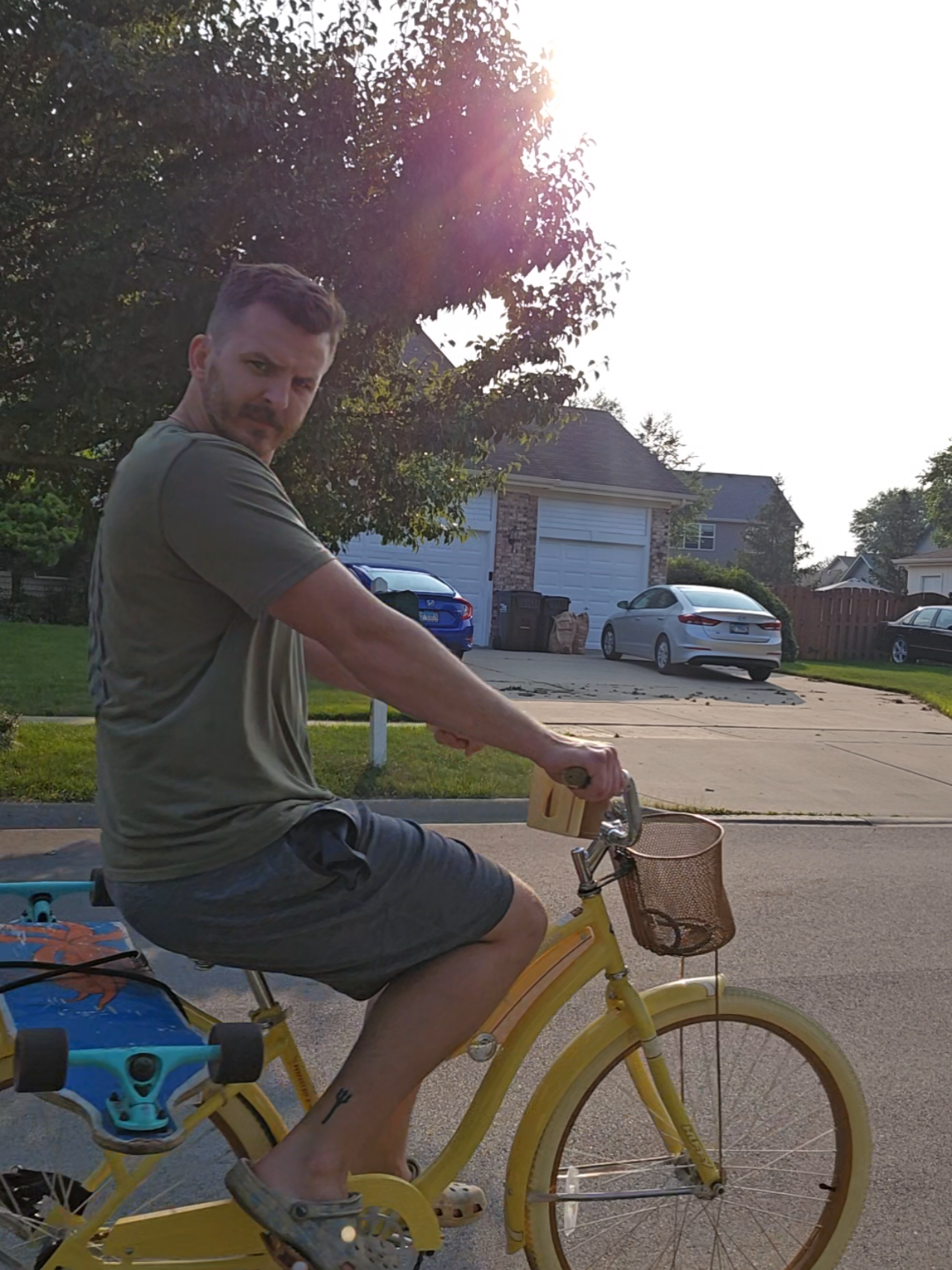 when dad doesn't have his own bike, and mom isn't home.  #girldad #girl #bike #dad #dadsoftiktok #slay #dadssupportingdads 