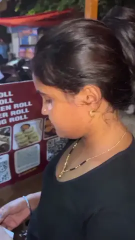 bihar ki mashur payal egg rolls wali didi #tranding #famas #foodbloger #foodstagram #foryoupage #viral_video 