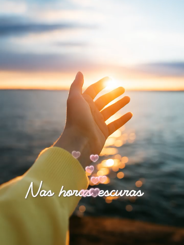 Nas horas difíceis Jesus está lá. #CapCut #jesus #louvores #deus_no_controle #fyyyyyyyyyyyyyyyyyyy 