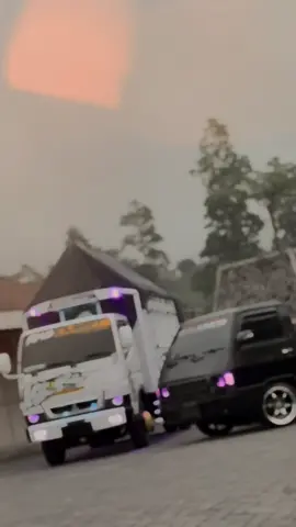 RKSGANK🔥 #rks #l300 #iampickupid #sapekmbois #eltigaratus #l300_pickup #canter #truk #cantermaniaindonesia #trukmbois #truklovers #herexgank 