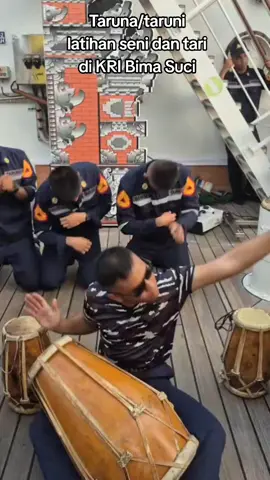Taruna latihan seni dan tari di KRI Bima Suci 👮🏼💕 #taruna#aal #videoviral #seni #fyppppppppppppppppppppppp 