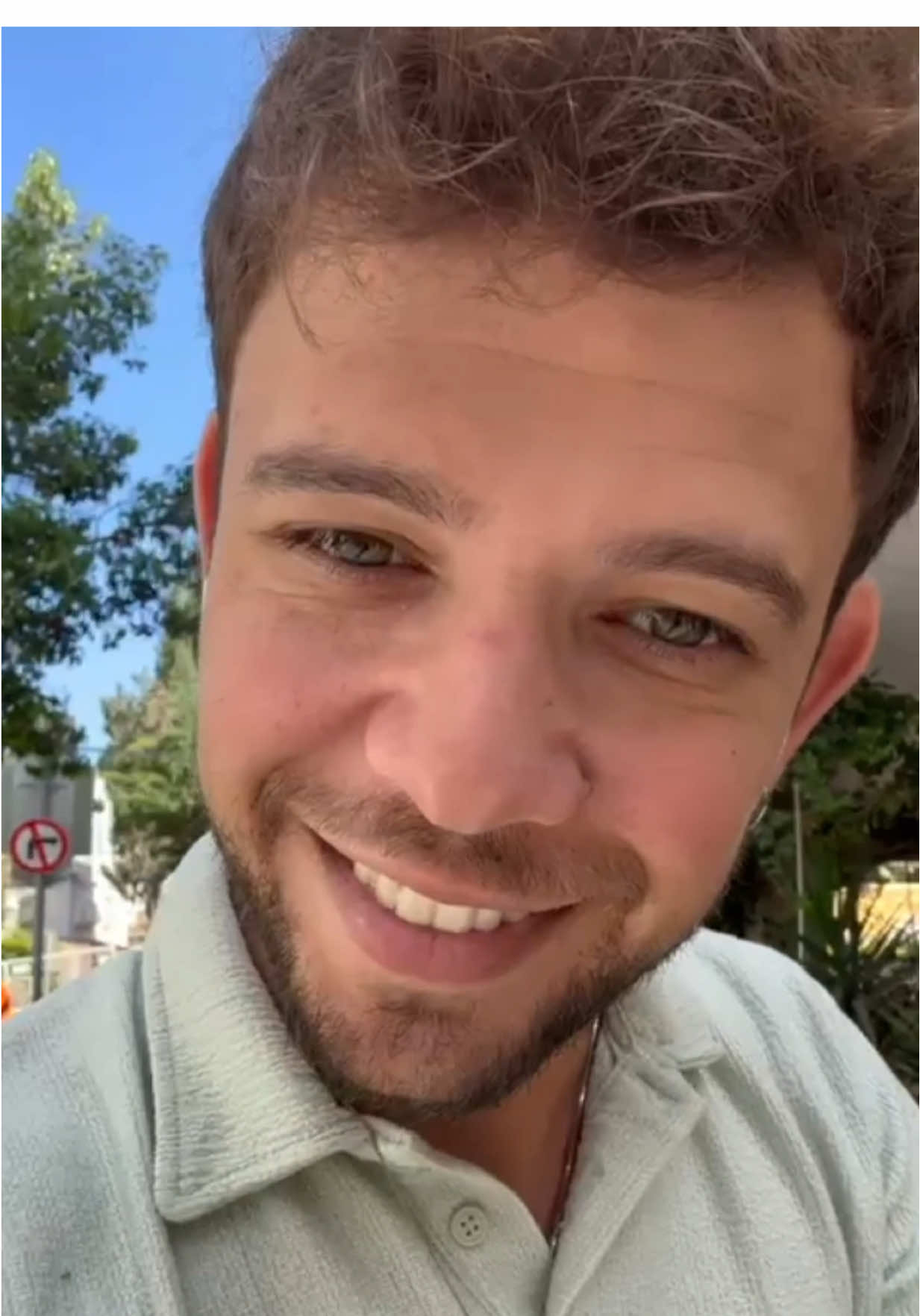 שיחקנו. הופענו. הופתענו. אחרי עשרות תפקידים בטלוויזיה, על הבמה, ובפריים טיים – החלטנו לפתוח משהו במיוחד בשבילכם: מסלול מקצועי למחזות זמר – שילוב של משחק, שירה ותנועה – עם האנשים שאנחנו הכי מאמינים בהם. אז אם יש לך חלום לשחק, לרקוד, לשיר – ואולי לעלות לבמה... זה הזמן שלך. המסלול יכלול: משחק על במה + מול מצלמה פיתוח קול תנועה וריקוד המסלול יתקיים בהנחייתנו, אור בן מלך ומיכאלי גבעתי, ובשיתוף סטודיו דאנסקוור, רחלי פרידמן בראשל״צ. האודישנים יתקיימו ב־28.8 בשעה 17:00 🎬 סטודיו Dancesquare, רחוב העצמאות 37 ראשון לציון (מרכז 360, נחלת יהודה)📍 יש להגיע עם עם מונולוג קצר + שיר להרשמה יש למלא את הטופס שנמצא בביו שלנו או להתקשר ל053-3503000📲  נתראה!