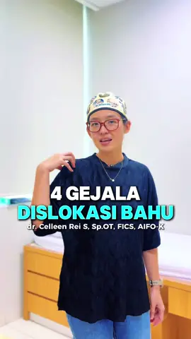 Bahu teman-teman bunyi-bunyi?😱 Hati-hati, bisa jadi bukan hal sepele ya teman-teman! Kenali 4 tanda jika bahu teman-teman mungkin mengalami dislokasi: 1️⃣ Ada bunyi “krek” pas digerakin. 2️⃣ Berasa nggak stabil, kayak mau lepas. 3️⃣ Sakit waktu digerakin. 4️⃣ Lemah di posisi tertentu. Jangan tunggu parah! Kalau teman-teman ngalamin ini, segera periksa ke dokter orthopedi biar cepat ditangani ya!👩🏻‍⚕️ Teman-teman pernah ngalamin salah satunya? Drop cerita teman-teman di komen yaa!👇🏻 #DislokasiBahu  #NyeriBahu  #CederaOlahraga  #ShoulderInjury  #SportsInjury