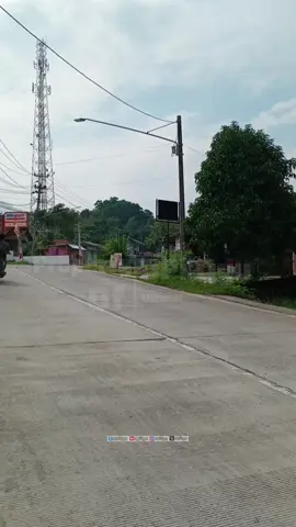 Pertigaan Cisuru Cipari Cilacap Jateng  #jalanjalantraveling  #Cilacapinfo #ciparicilacap  #ootd pria dewasa  #celanamurah  #celanachargopanjang  #racuntiktok 