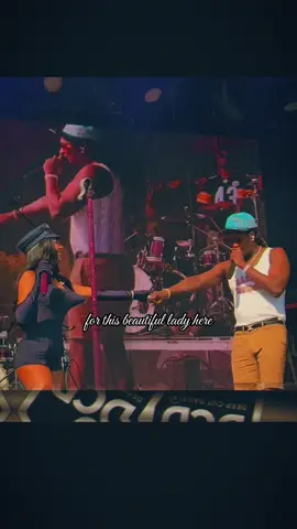 Mariah the scientist brought out thug at lolla for walked in and the crowd lost it 🩵 real love still standing. #MariahTheScientist #YoungThug #Lollapalooza #Thugger #Fyp #Dcdupdates #RapMoments#LivePerformance #WforLove