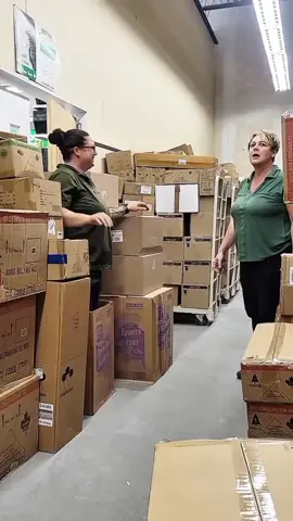 #viralvideo #scaremom #scared #scaring #scarepeople #scarytiktok #jumpscare #scareprank #prankwars #funnymoments #fyp #viral #funn 