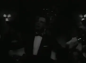 Bobby Capó cantando ‘𝗣𝗶𝗲𝗹 𝗖𝗮𝗻𝗲𝗹𝗮’, bolero que lo catapultó a la fama. #bobbycapó #pielcanela #bolero