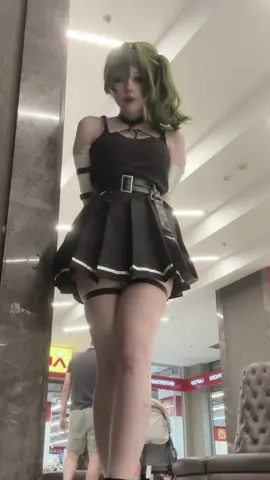 she wants him bad  #frierencosplay #cosplay #anime #animecosplay #fyp #ubel #ubelcosplay #frieren  