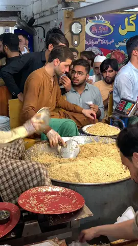 Heavy Rahman gul channa Mawa Beef 🥩 pulao//shuba bazar Peshawar//#food #chawal #pulao #Recipe #ibrahimexplorefood 