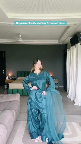 Use my code “Vini” for a discount  So in love with this fit  @Laam  Outfit: Sheeza D #laamofficial #styledbylaam #fitcheck #farshishalwar 