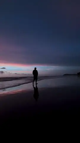 Midnight fell without you here 🎧🥹 #mlmlyrics #music #lyrics #fyp #foryou 