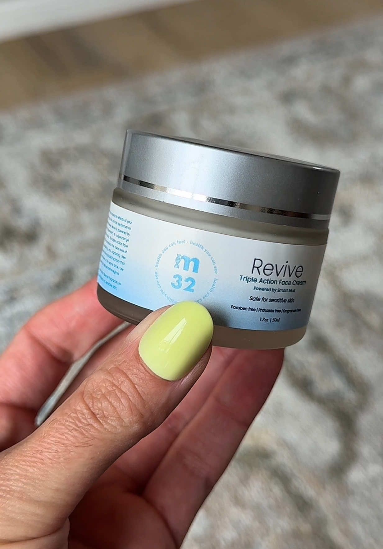 Just started using #Molecule32. let’s see what the hype is about 💧  #revive #skincare #30sskincare #newproduct 