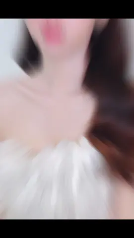 Bánh trái rước đầy nhà🍓🍇 Mẹ cười em thẹn 🤭 Cha má bảo : gả được rồi nghen🌹🌹 💄 Trinh Trinh  #makeupartist #makeuptainhatphcm #makeupcodau 